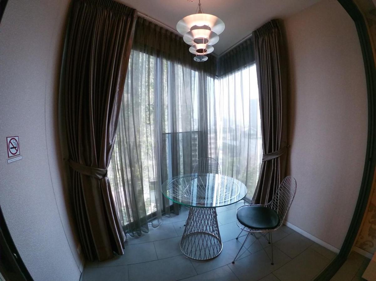 Boonrumpa Accommodation Bangkok Bagian luar foto