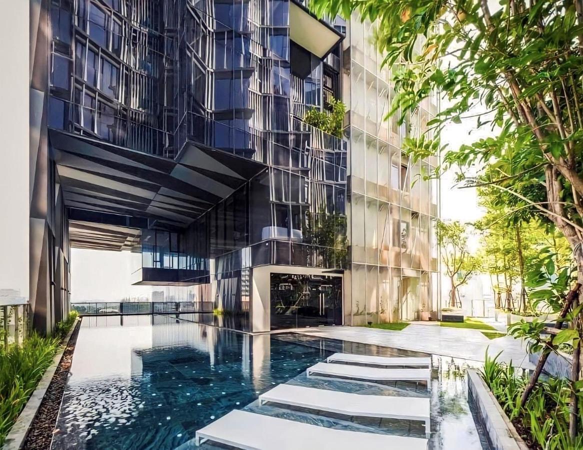 Boonrumpa Accommodation Bangkok Bagian luar foto