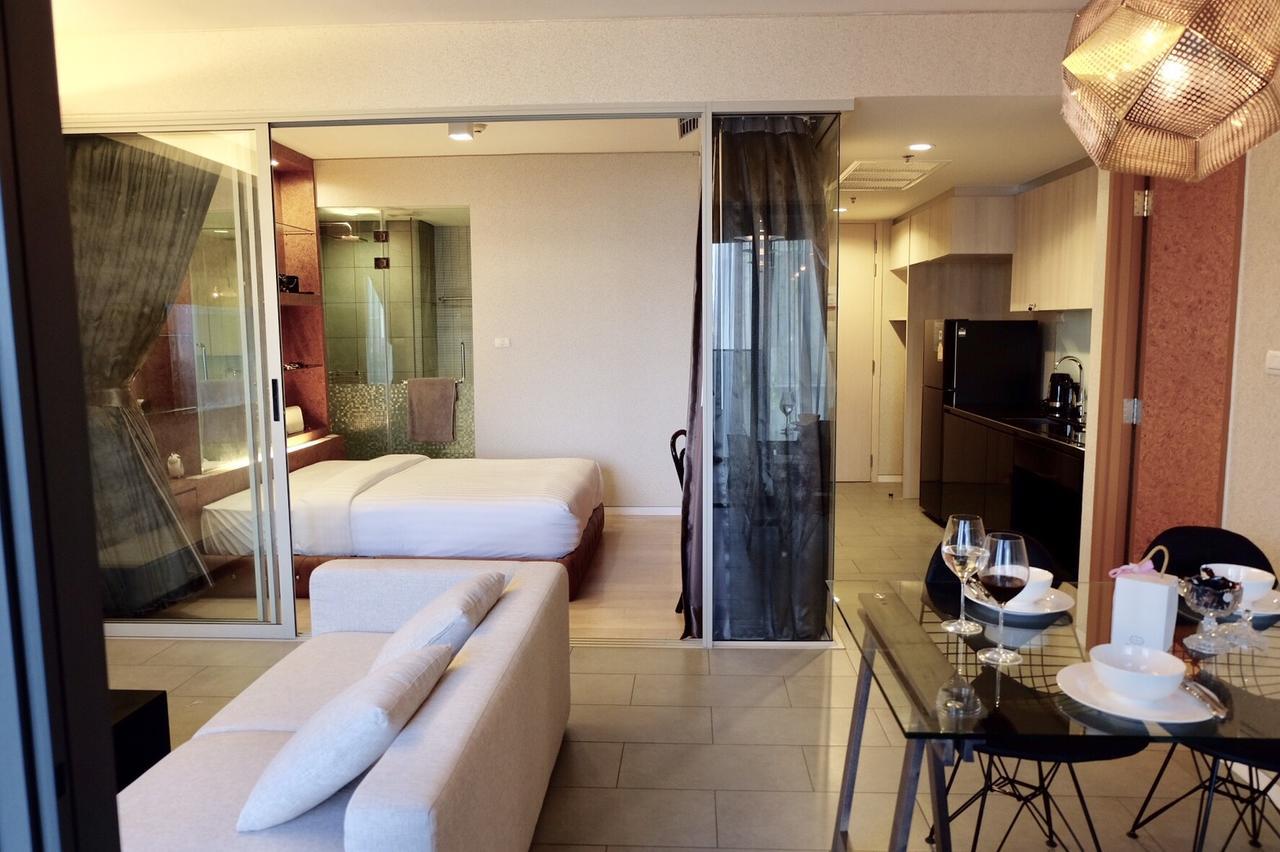 Boonrumpa Accommodation Bangkok Bagian luar foto
