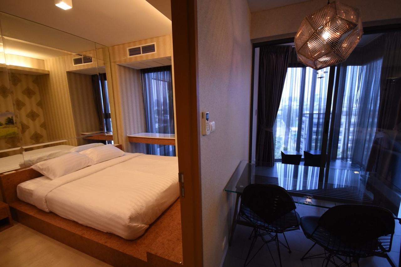 Boonrumpa Accommodation Bangkok Bagian luar foto